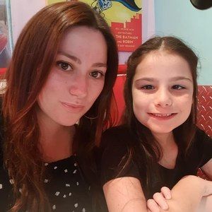 Meet your Posher, Raquel